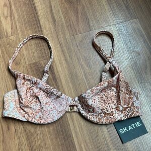 Skatie Clare Top Eden Medium